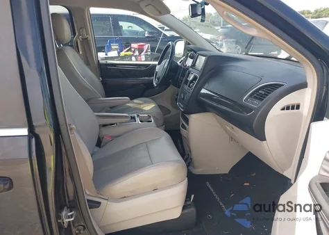 2013 Chrysler Town & Country Touring from USA, damaged, VIN 2C4RC1BG6DR559773